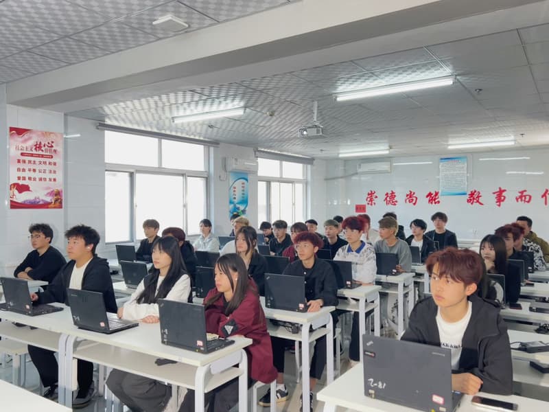 济宁美开乐职业培训学校 平面设计人才的摇篮​